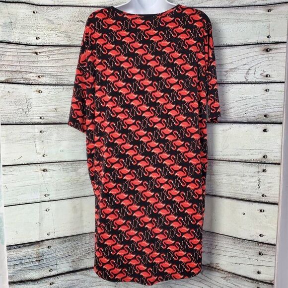 LuLaRoe Carly Dress S Black Red Flamingo Print High-Low Hem Short Sleeve Simply - Picture 4 of 6